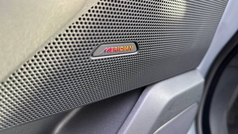 Land Rover Range Rover Velar 2.0 D200 MHEV Dynamic SE 5dr Auto Diesel Estate